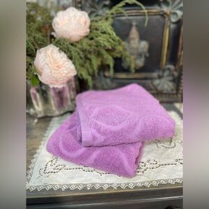Set of 2 purple cotton hand towels Tracy Reece
